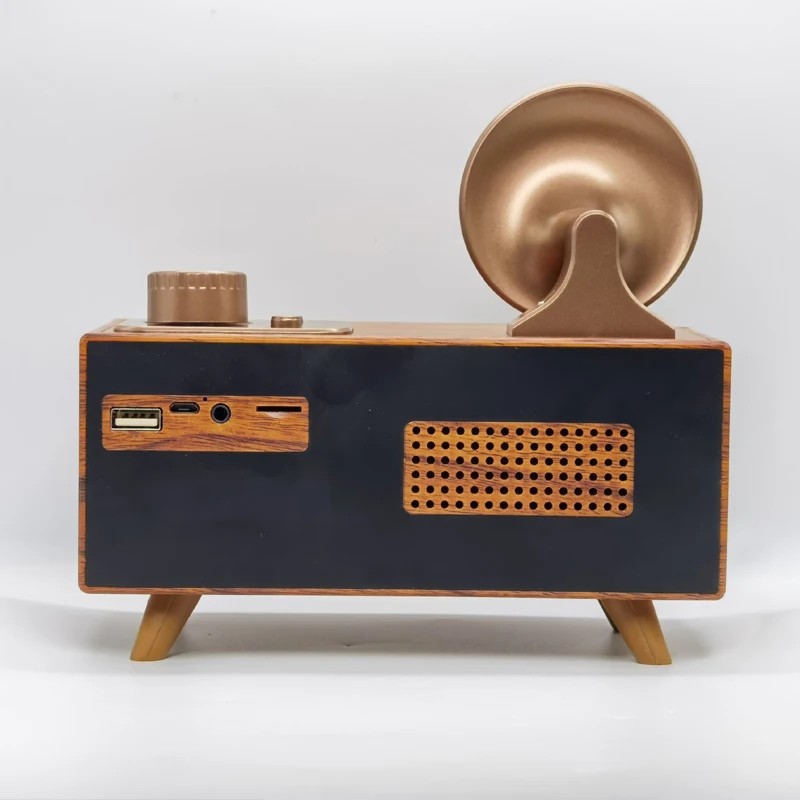 طراحی قدیمی رادیویی کوچک چوبی سبک قدیمی