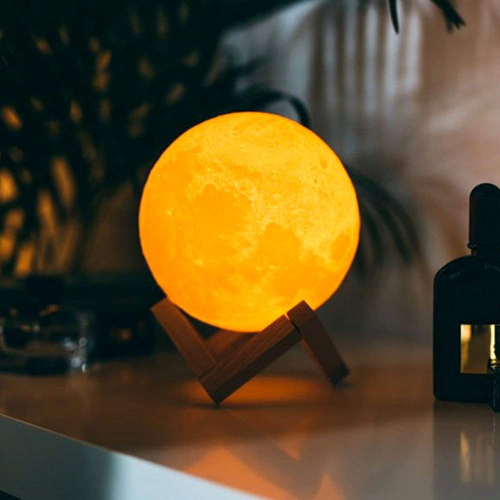ماه سه بعدی - لامپ لمسی به اتاق خواب